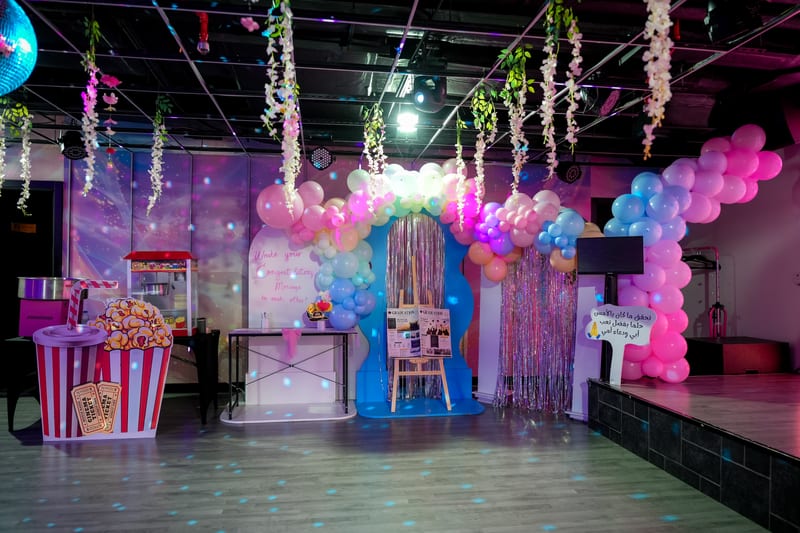 Real AVIBES pastel entrance